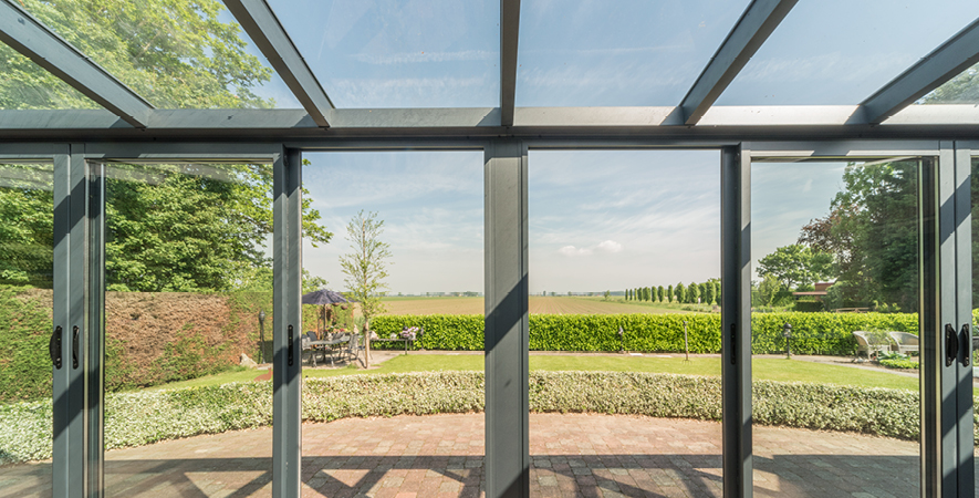 Verasol-Lijnen-Banners-tuinkamers-aluminium glas